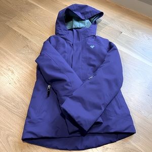 Obermeyer kids ski jacket size S (8).  Deep purple.  Like new!